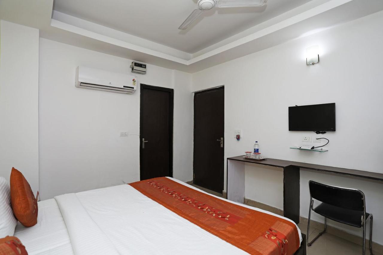 Oyo 11392 The Hotel Grand Hospitality ノイダ エクステリア 写真