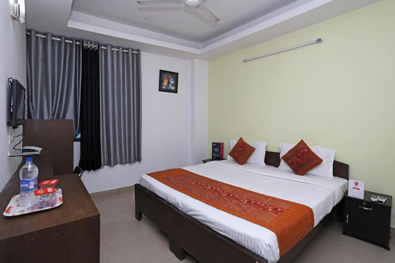 Oyo 11392 The Hotel Grand Hospitality ノイダ エクステリア 写真