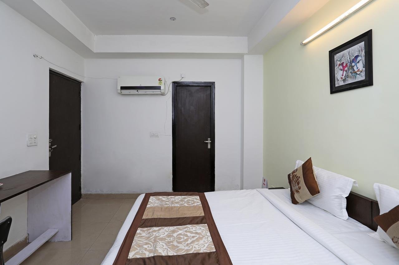 Oyo 11392 The Hotel Grand Hospitality ノイダ エクステリア 写真