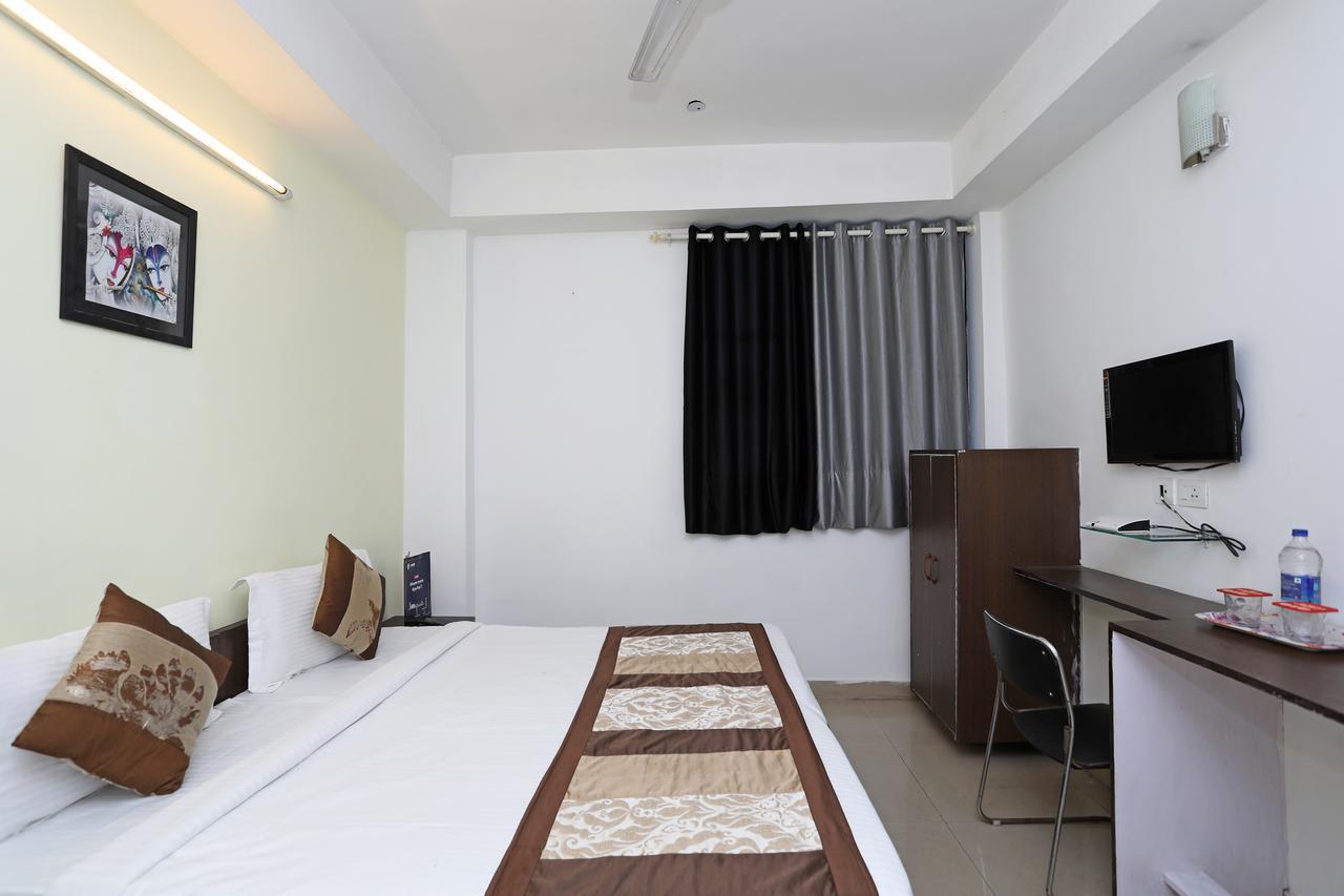 Oyo 11392 The Hotel Grand Hospitality ノイダ エクステリア 写真